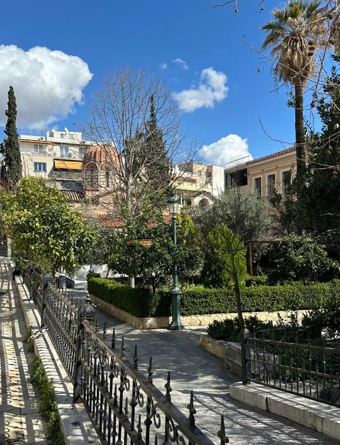 אתונה Central House In Plaka מראה חיצוני תמונה