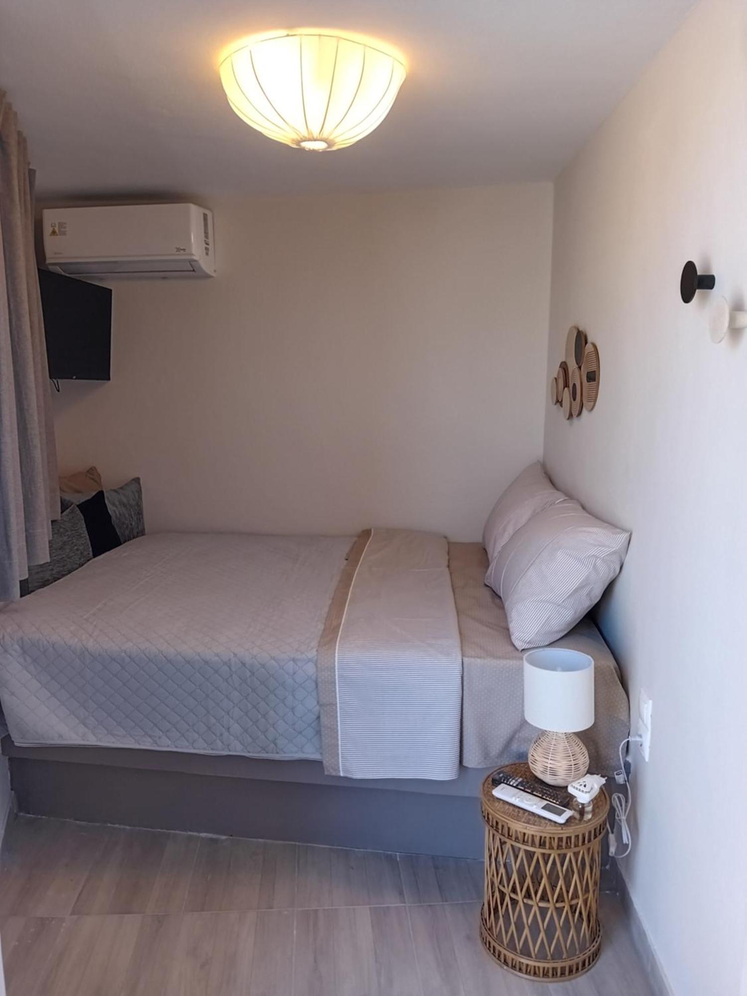 אתונה Central House In Plaka מראה חיצוני תמונה