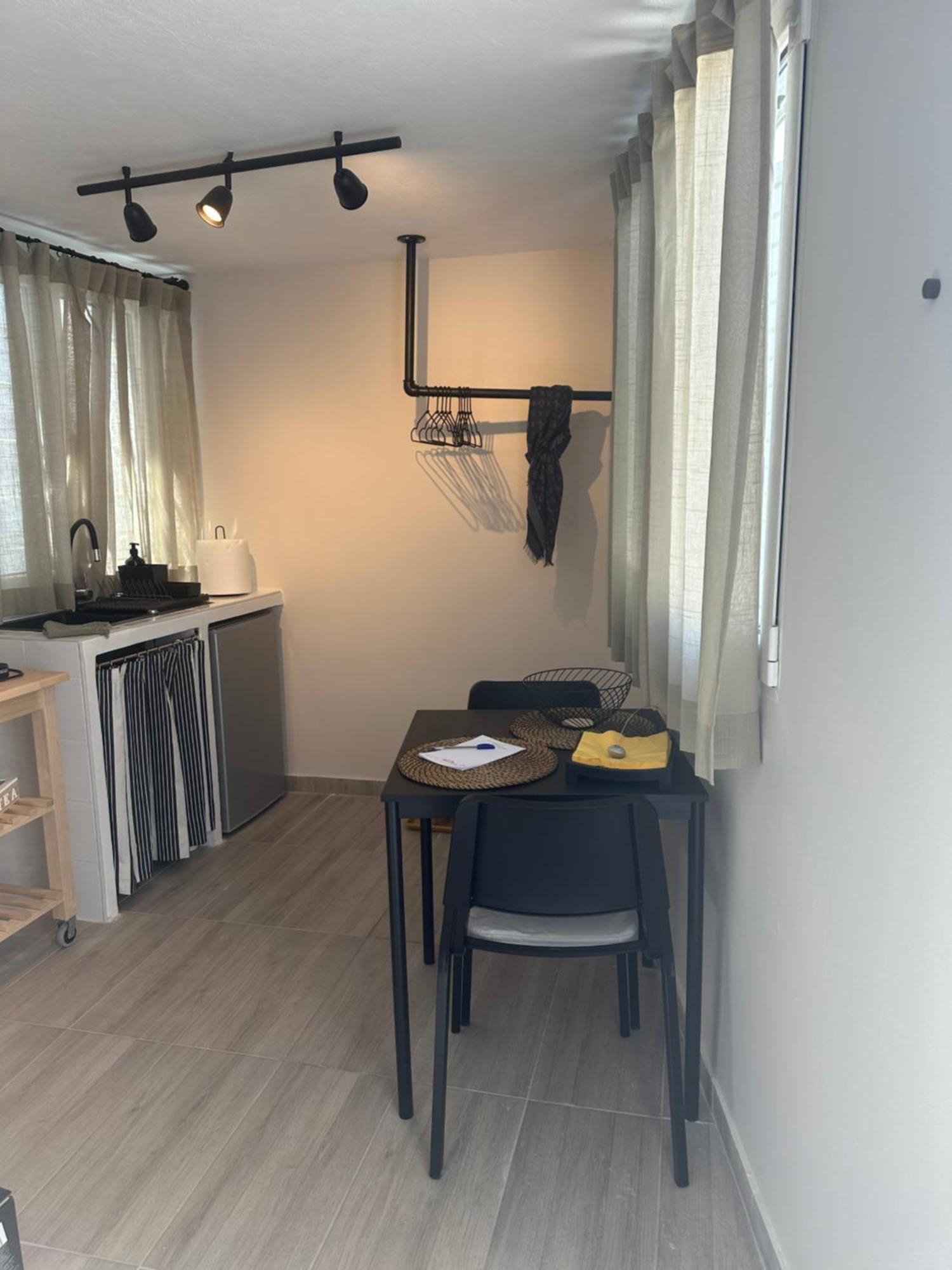 אתונה Central House In Plaka מראה חיצוני תמונה