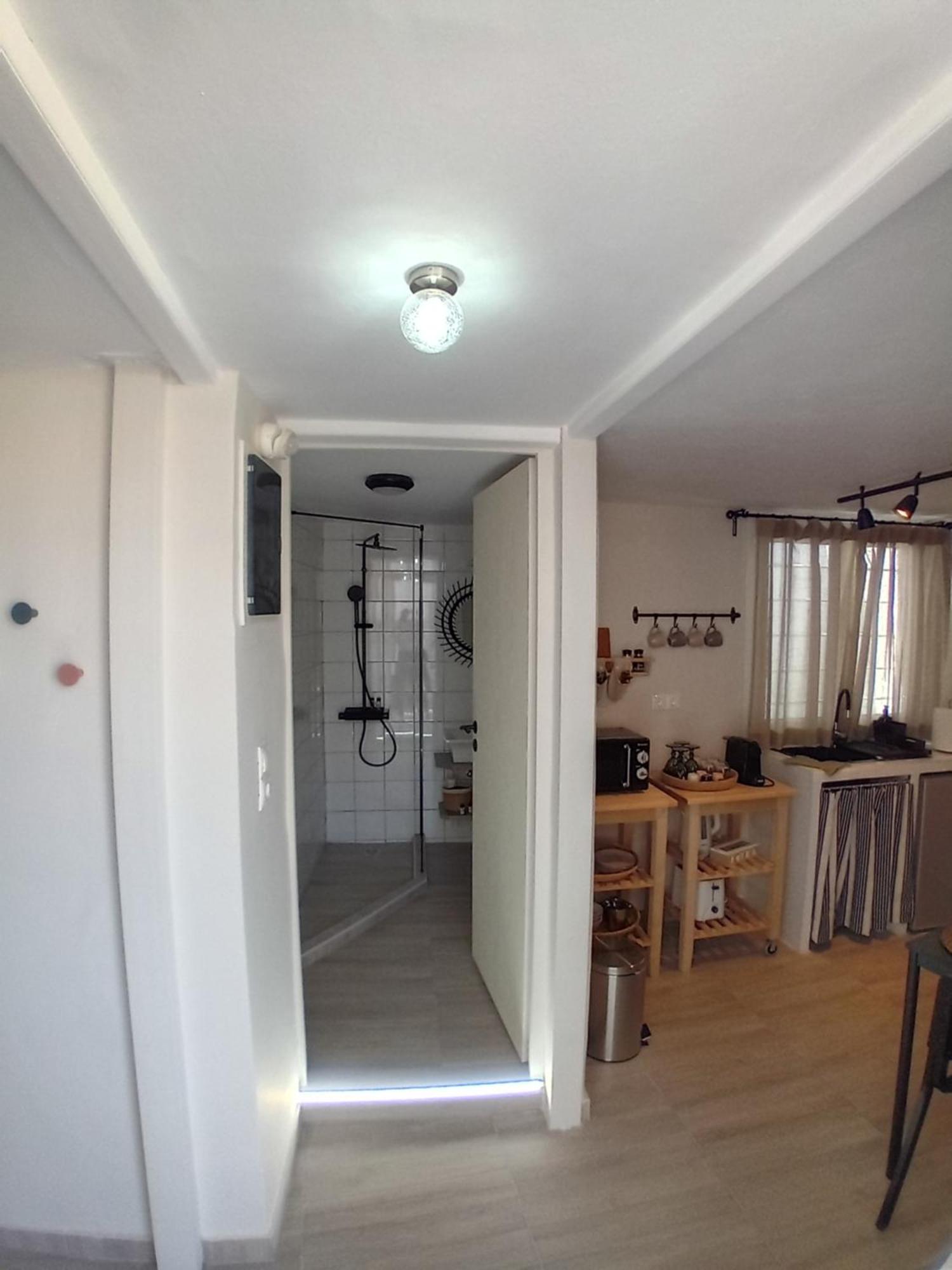 אתונה Central House In Plaka מראה חיצוני תמונה
